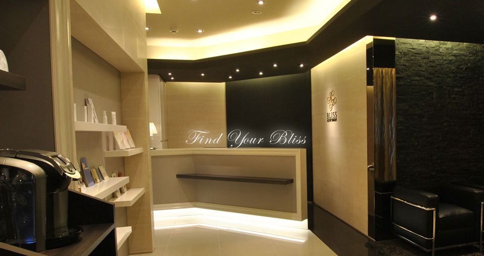 福岡 形成外科/美容外科/美容皮膚科 ブリスクリニック